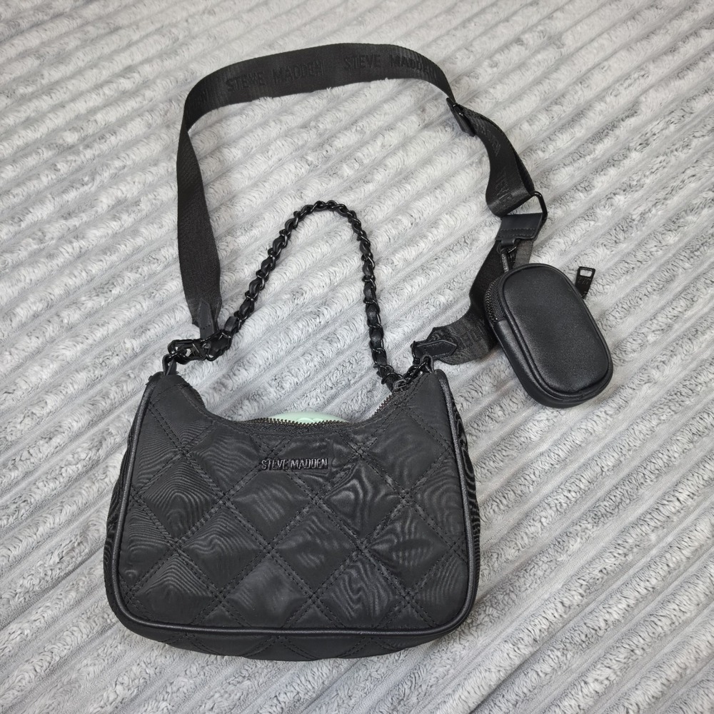 Steve Madden Quilted Crossbody Bag w/ branded chain/ Shoulder strap/ Coint Purse